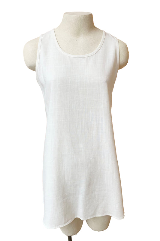 Maya Tank by Compi K, White, wide straps, round neck, loose fit, hip length, eco-fabric, rayon and linen, sizes XS to XXL, made in Montreal 