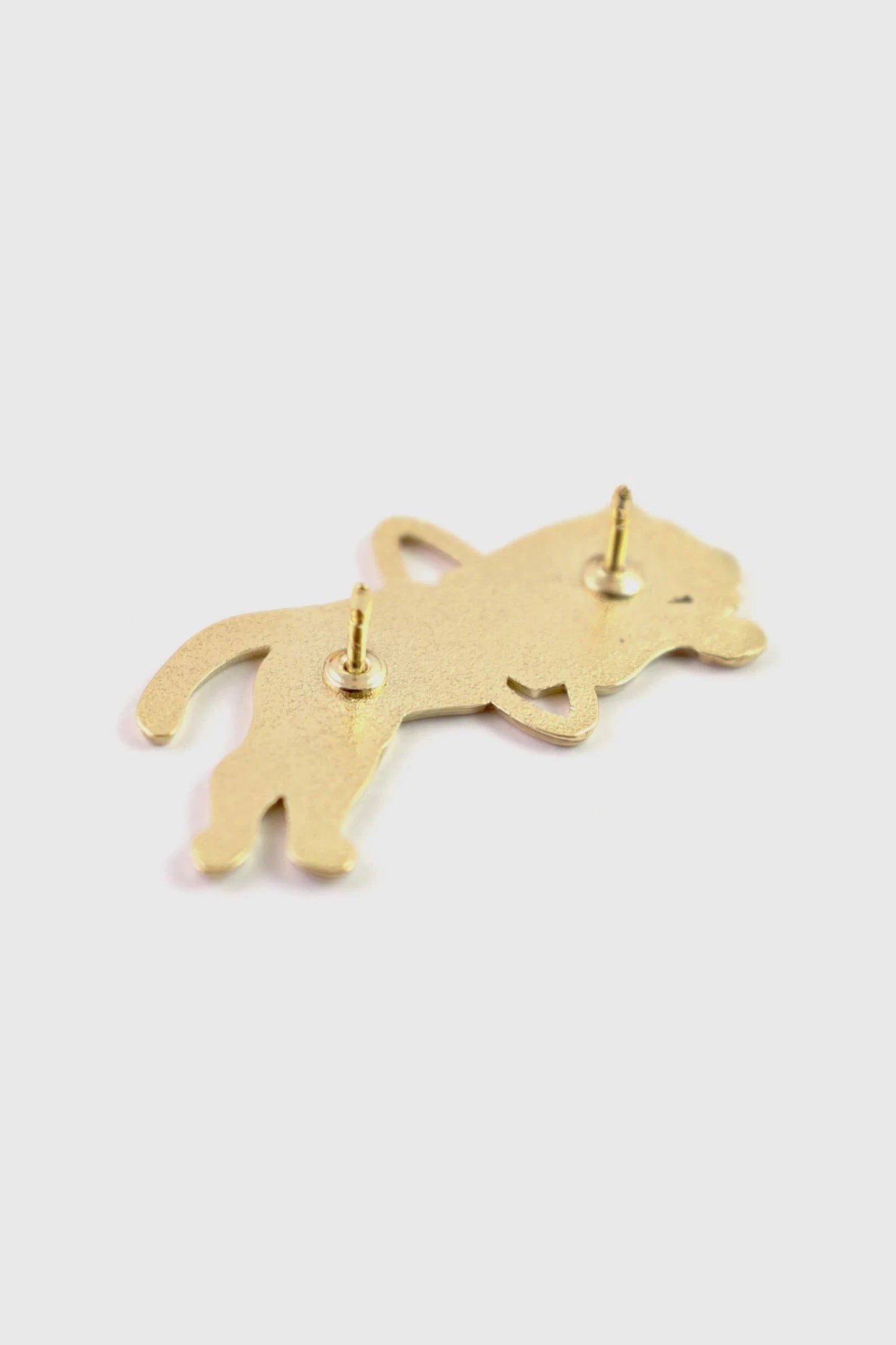 A back view of the Tiger Pin by Badaboöm studio is shown against a white background.