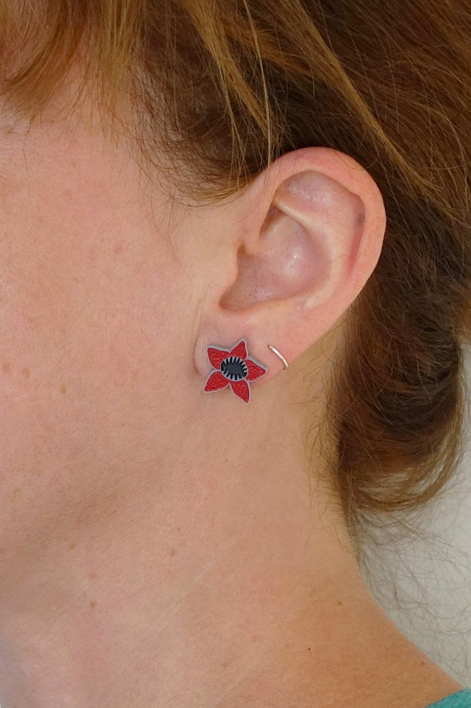 Lili1000 Demogorgon Studs