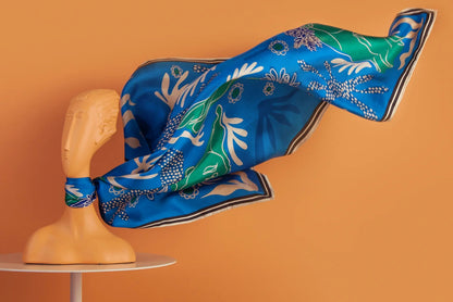Queen Silk Scarf 90