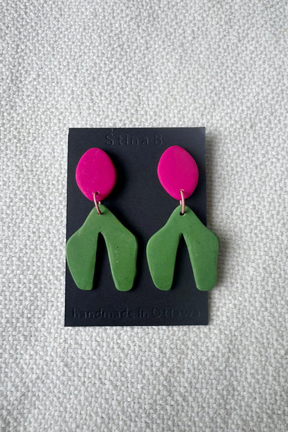 Colour block organic shape arch earrings