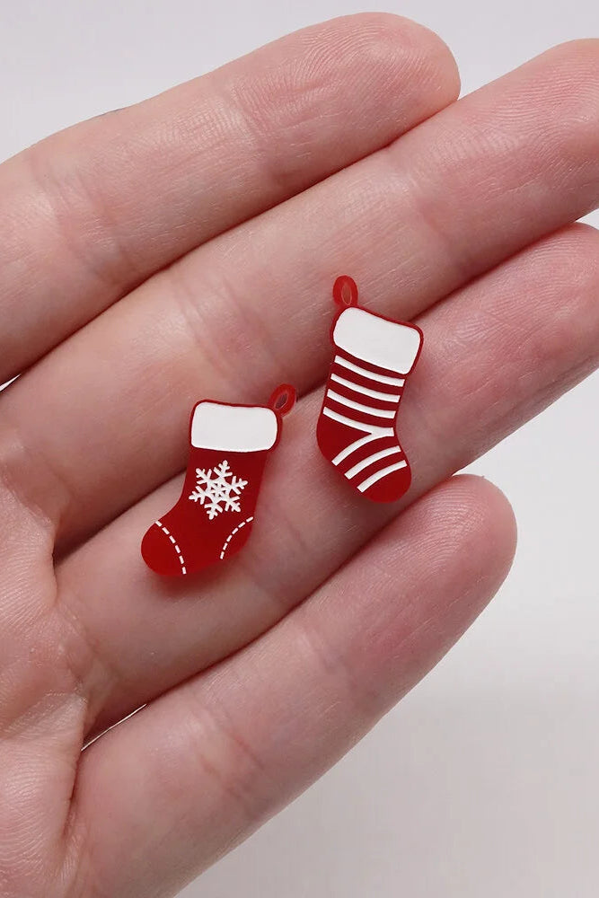 Lili0919 Stockings Stud Earrings