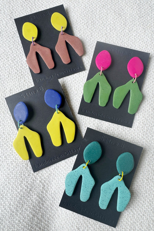 Colour block organic shape arch earrings