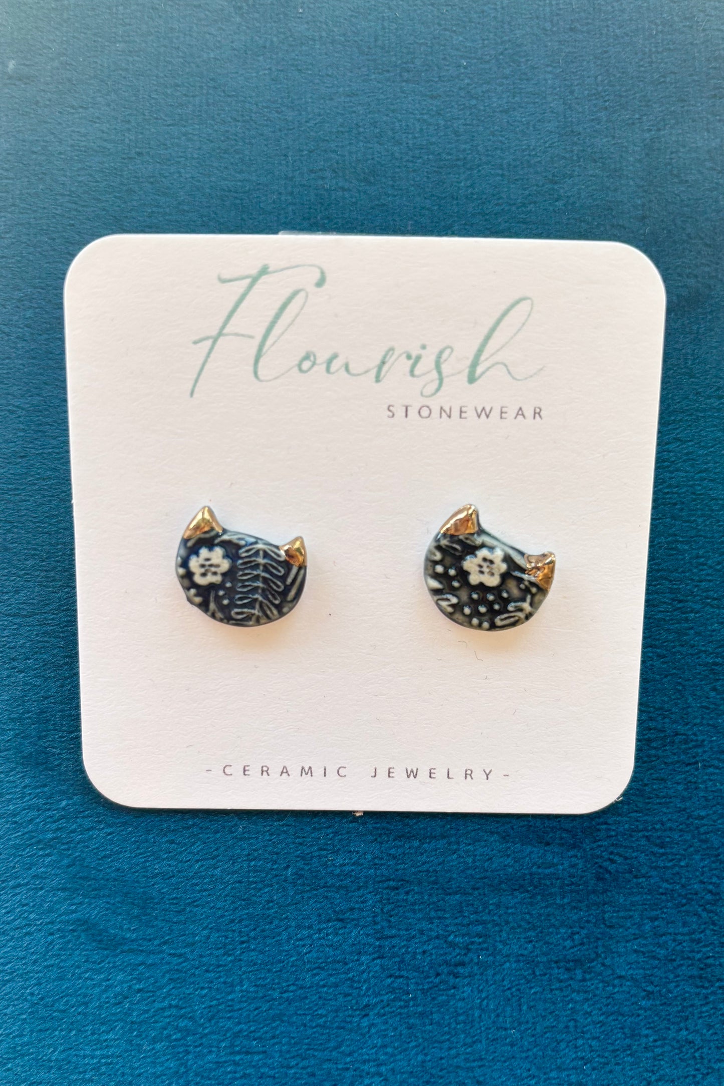 Cat Studs