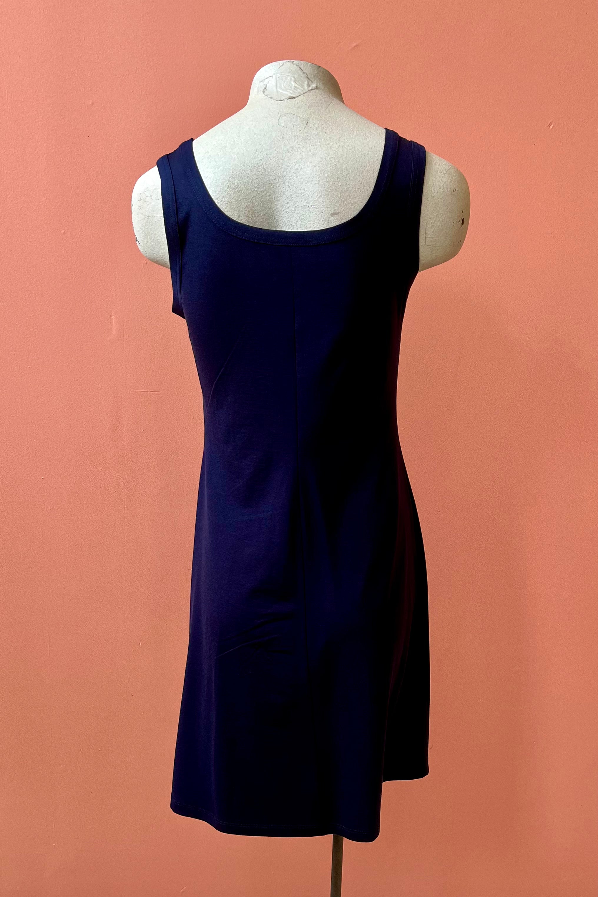B-Dress by Yul Voy, Navy, back view, tank dress, wide straps, scoop neck front and back, A-line shape, above the knee, sizes XS to XXL, made in Montreal