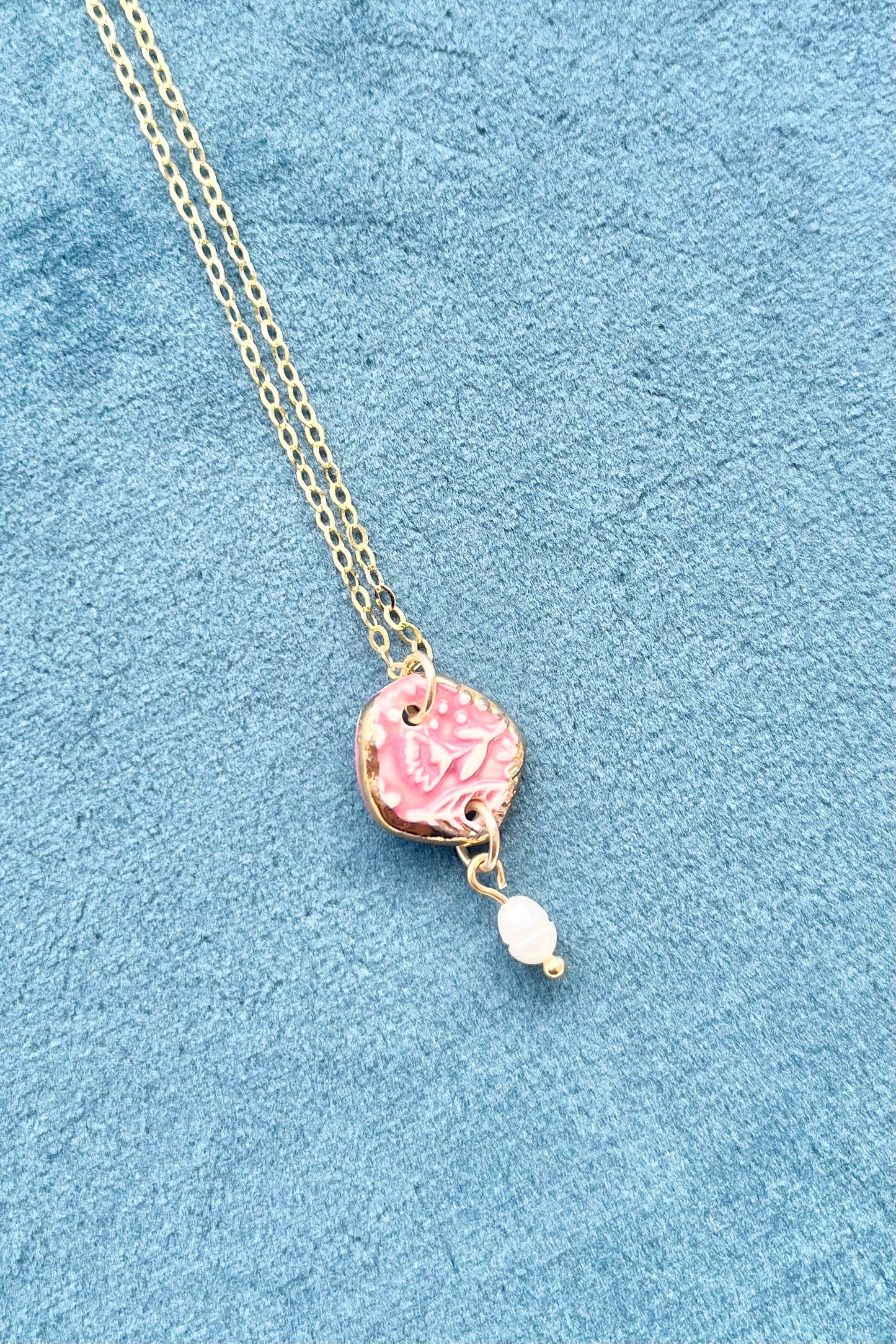 Dark Pink Pendant & Pearl Necklace