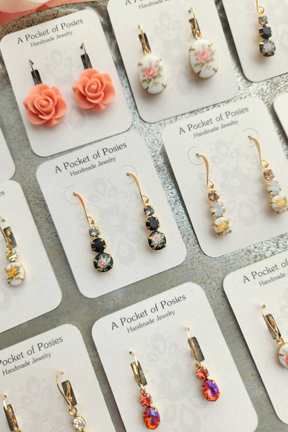 Vintage Glass Earrings - Three Jewel Black w/ Pink Rose