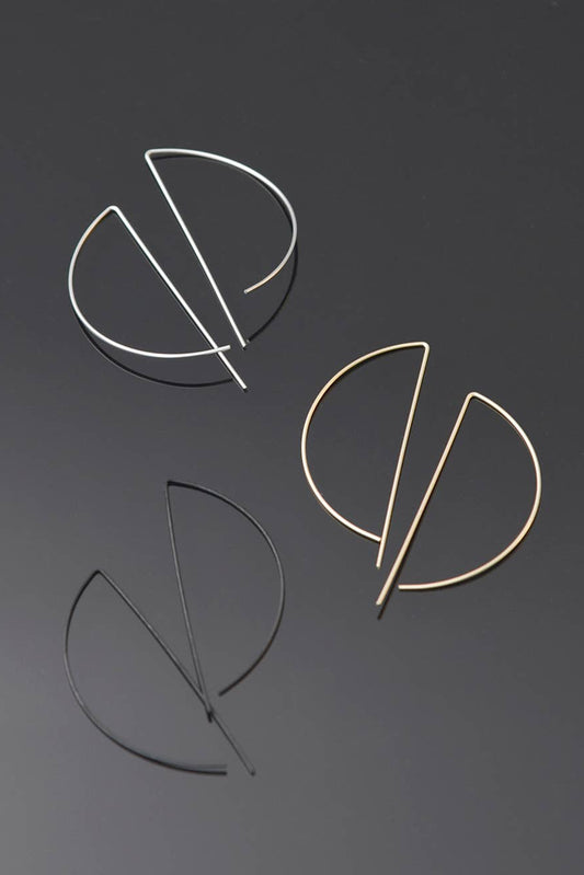 Svelte D Hoop Earrings