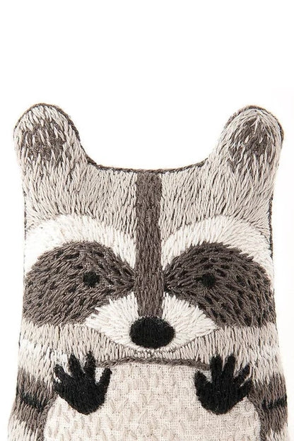 Raccoon - Embroidery Kit