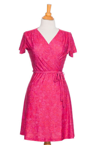 Selena Dress by Rien ne se Perd, Red Hearts, wrap dress, faux-wrap neckline, short sleeves, tie at waist, fit and flare shape, above the knee, sizes XS to XXL, made in Quebec 