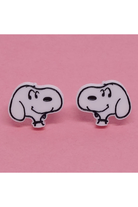Lili0789 Snoopy Stud Earrings